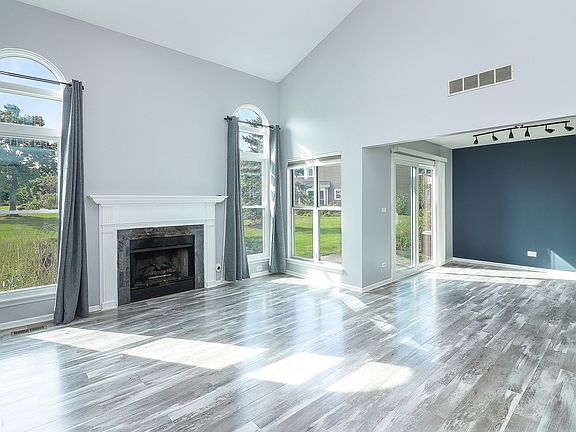 5th image of 1288 Lake Shore Dr