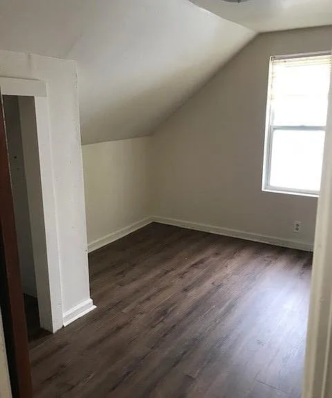2210 Glenwood Ave #1 — Photo 6