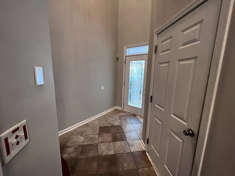 4234 Windale Dr — Photo 9