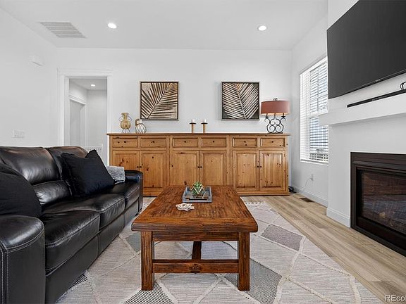 5th image of 1830 Willow Drive