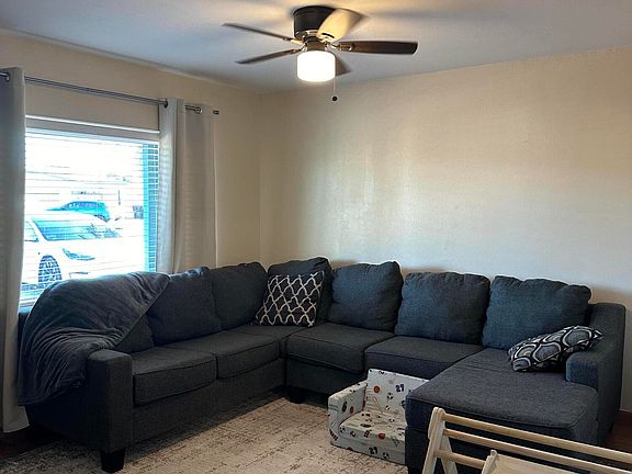 4th image of 2056 E BRAMBLE Avenue