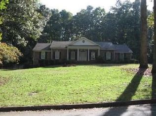 2355 Flintlock Dr, Stone Mountain, GA 30087