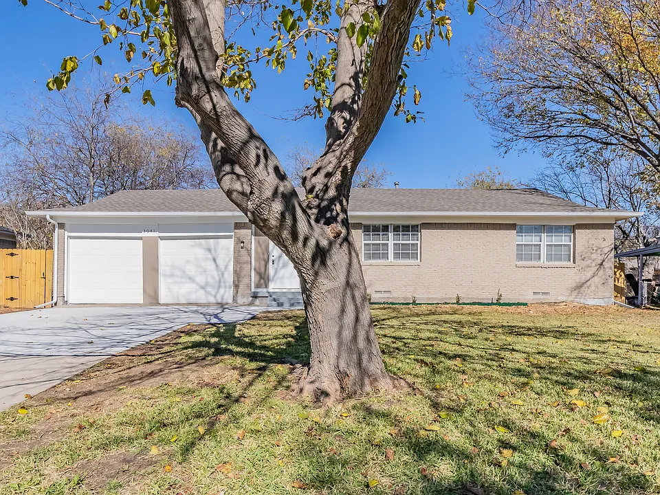 3041 Valwood Pkwy