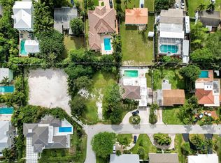 238 NW 11th St, Boca Raton, FL 33432