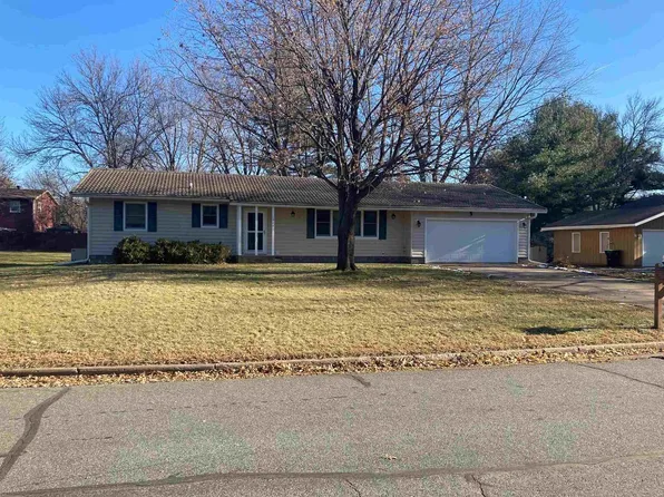 1204 River Heights Road SW, Menomonie, WI 54751