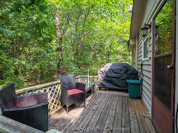 5th image of 1207 Anstruther Lake Rd