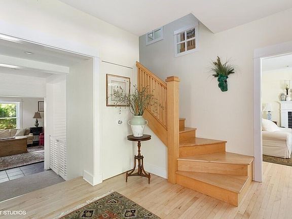 4th image of 369 Park Ave