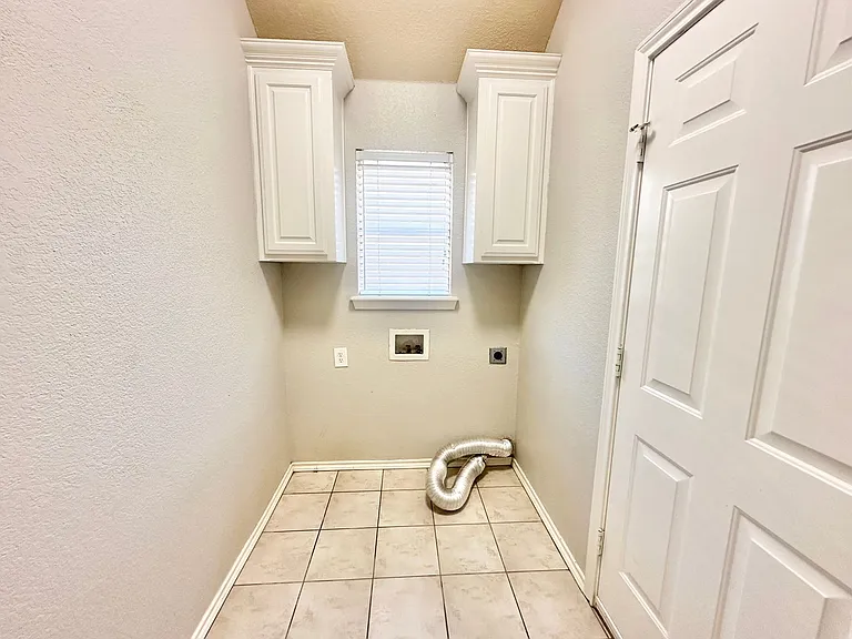 1806 Sand Stone Dr — Photo 18