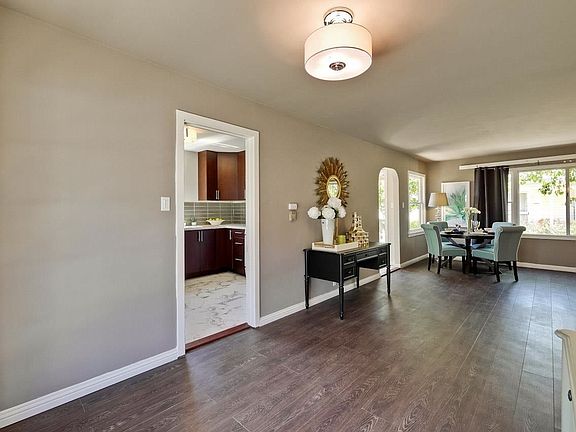 5th image of 21891 Lomita Ave