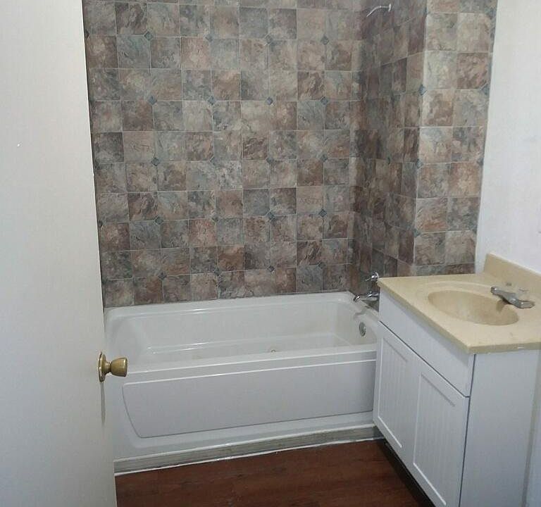 1st image of 1336 Skelly St