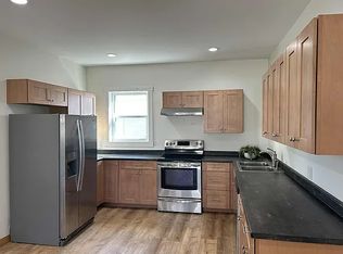 26 Central St, Millinocket, ME 04462