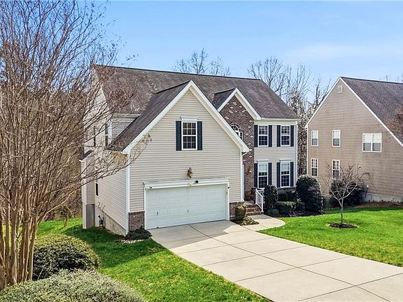 2nd image of 102 Jamestown Oaks Dr