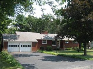 5 Driscoll Rd, Fishkill, NY 12524