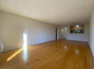 300 S Gramercy Pl APT 204, Los Angeles, CA 90020