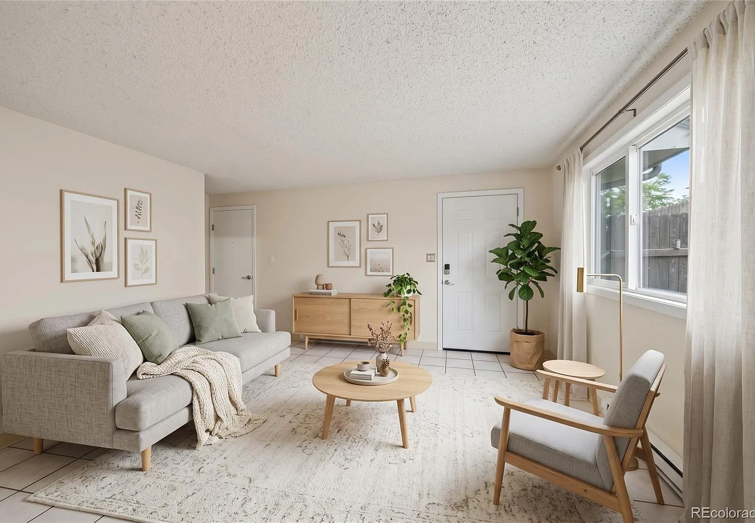 3 bed, 1.5 bath, 1150 sqft, $2,345 — Photo 3