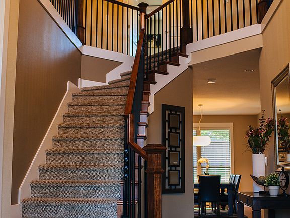 Entry/Foyer