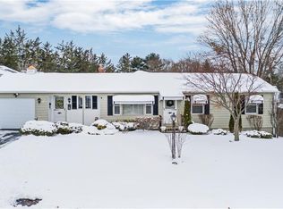 19 Leawood Dr, Cranston, RI 02920
