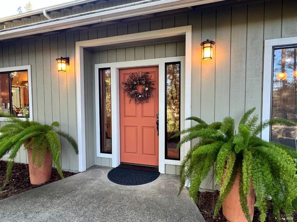 200 Sky Oaks Dr, Angwin, CA 94508