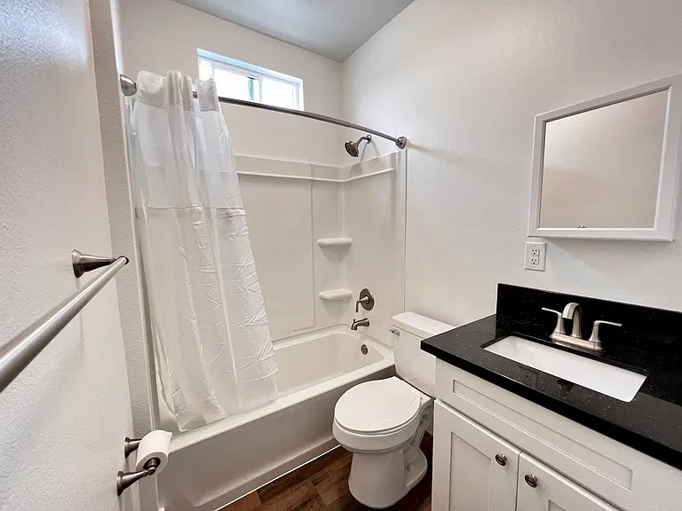 three Bedroom — Photo 5