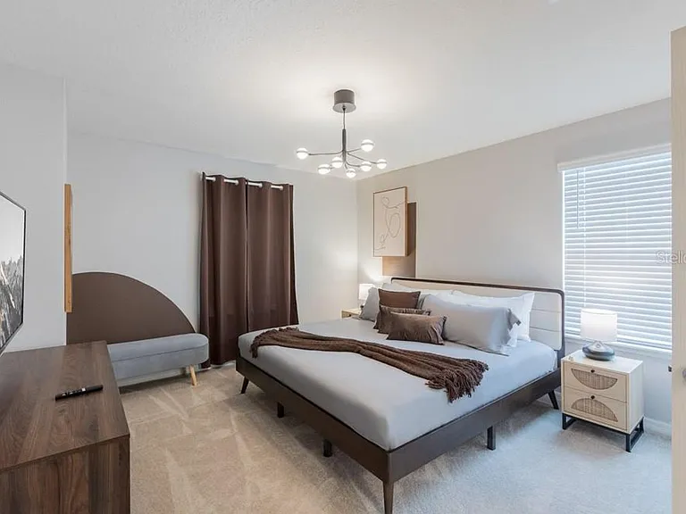 7215 Oakmoss Loop — Photo 60