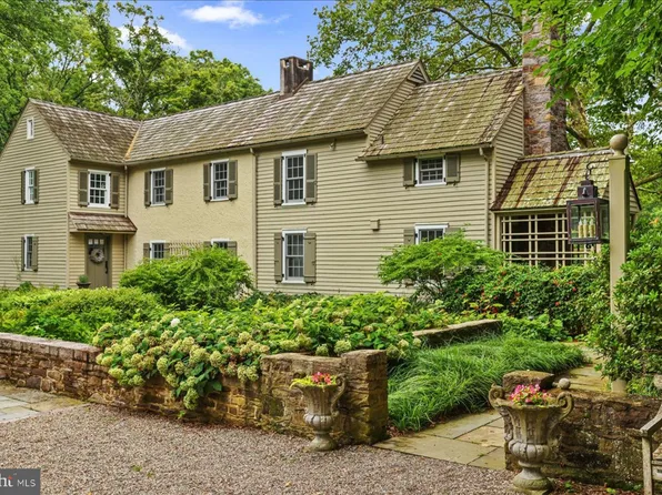 6552 Armitage Rd, New Hope, PA 18938