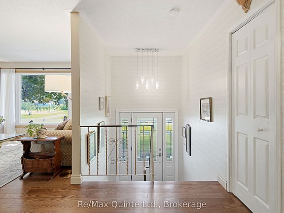5th image of 232 Colonial Rd