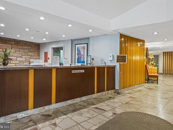 3rd image of 1200 N Nash St APT 203
