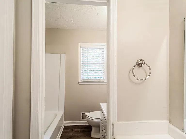 188 Regal Dr — Photo 10