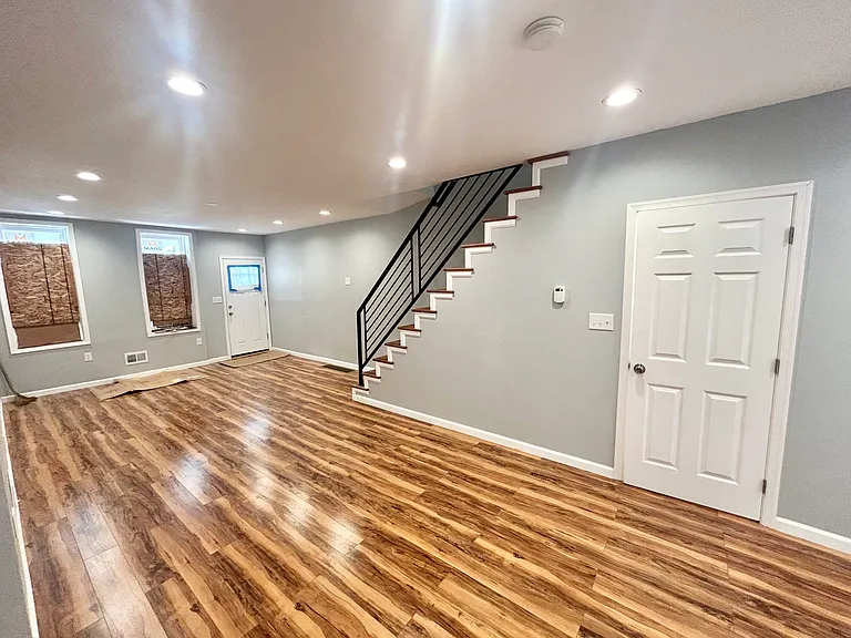 3447 Jasper St — Photo 2