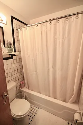 Rented by Mason Group LLC | media 25