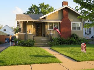 1045 Hollywood Ave, Des Plaines, IL