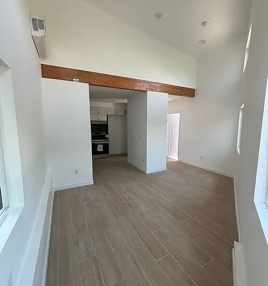2751 Mary St #A — Photo 4