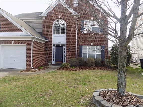 3rd image of 10820 Fountaingrove Dr