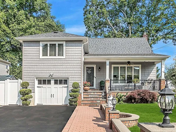 1849 Stuyvesant Avenue, East Meadow, NY 11554