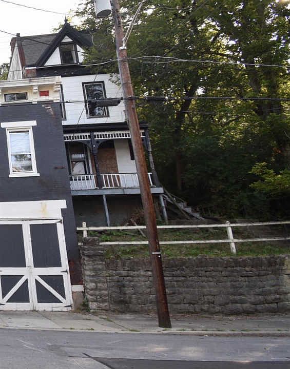 1st image of 650 Steiner Ave