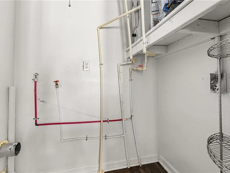 408 Rawls Ave — Photo 17