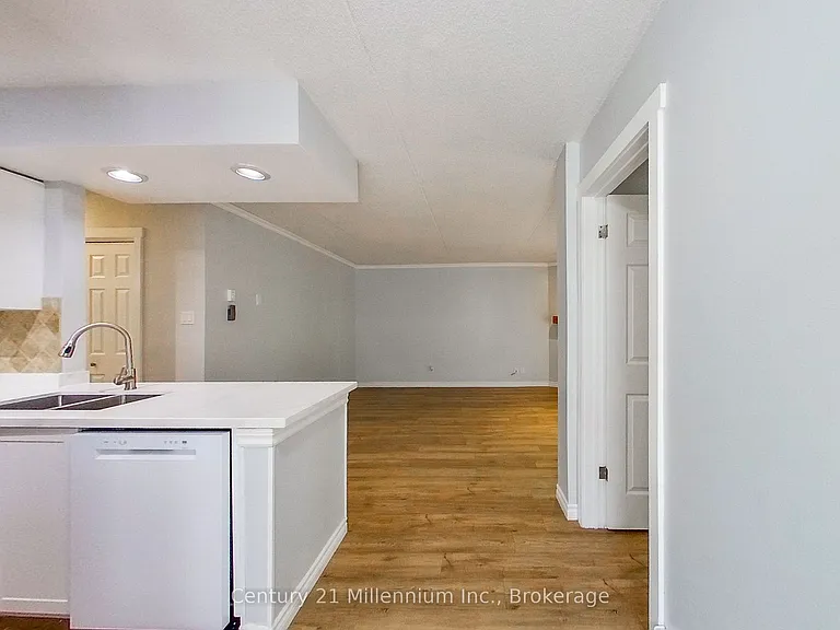 49 Trott Blvd #193 — Photo 7