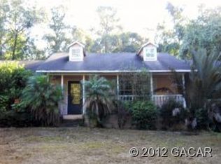 527 SE 4th Ave, Melrose, FL 32666