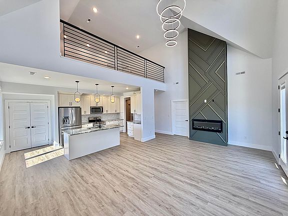 5th image of 2332 Sydney Ct