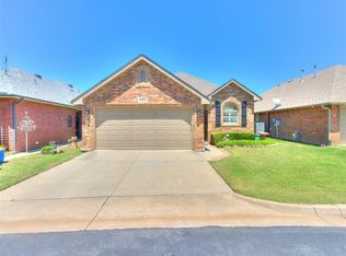 929 Heather Glen Ter, Norman, OK 73072