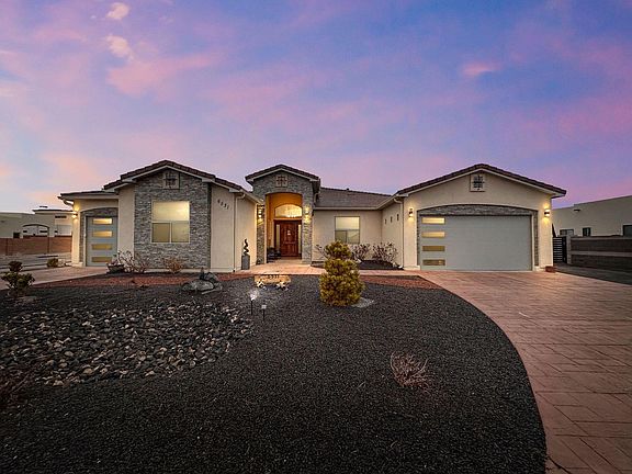 2nd image of 6531 Papagayo Rd NW
