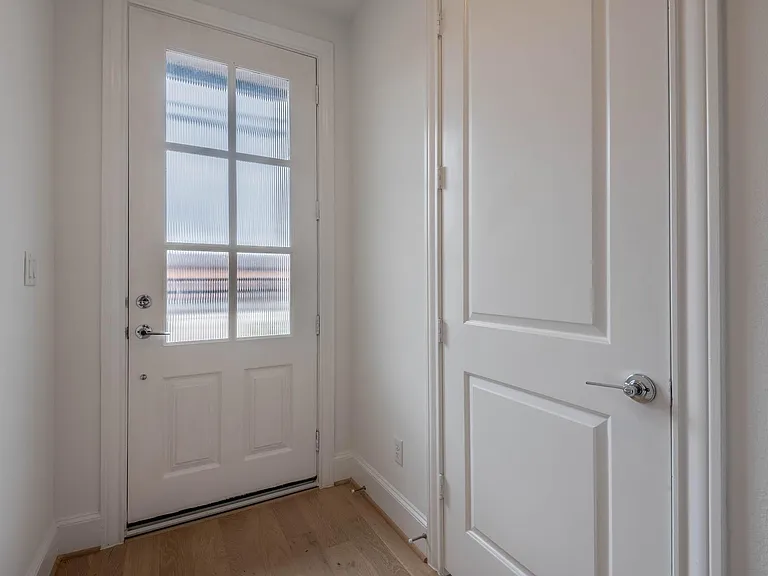 4057 Leeland St — Photo 34