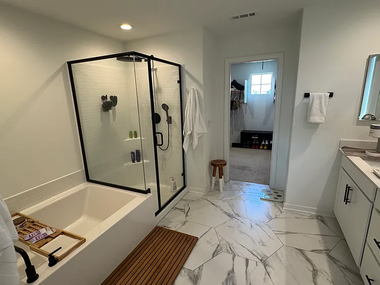 775 Augusta Dr #6 — Photo 5