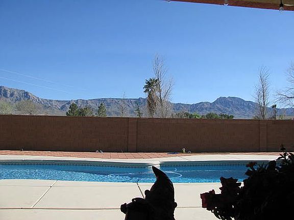 4th image of 1448 E Las Vegas Way