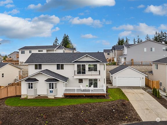2nd image of 3929 83rd Avenue NE