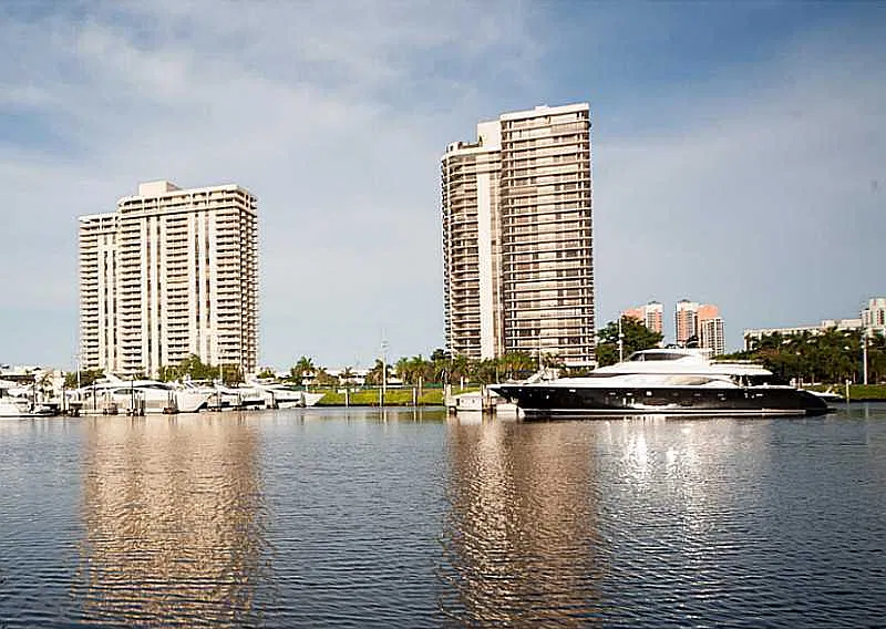 3 bed, 1320 sqft, $4,250 — Photo 4