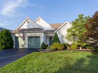 11 Wellington Ln, Lakewood, NJ 08701