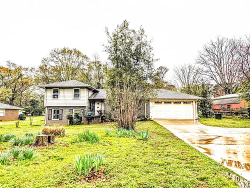 240 Forest Rd Photo 1