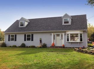 8 Lynne Ave, Salisbury, MA 01952