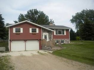 W2186 Shamrock Dr, Sheboygan, WI 53083